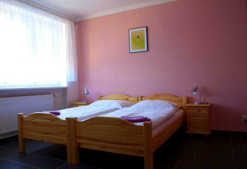 Szálló Penzion U Dvou Lip