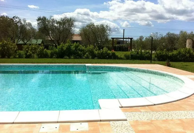 Hotelli Agriturismo Il Giglio Di Sant  Antonio