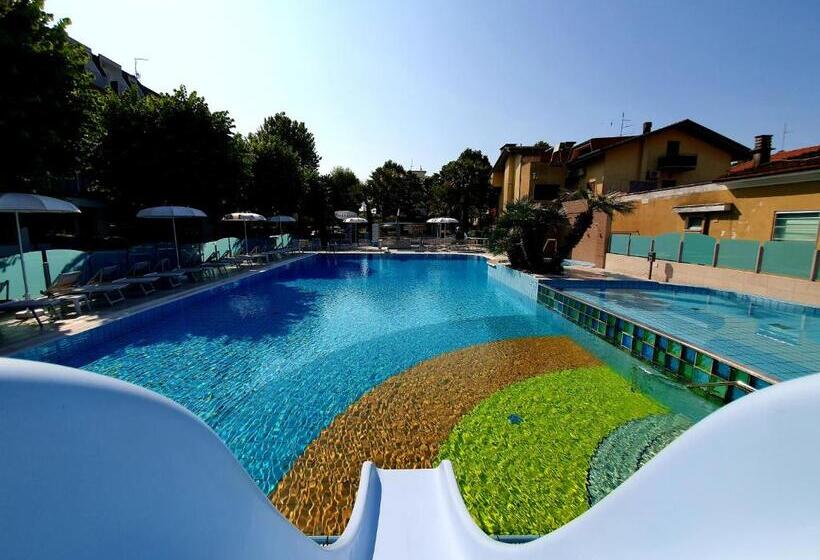 בית מלון כפרי Paris Resort