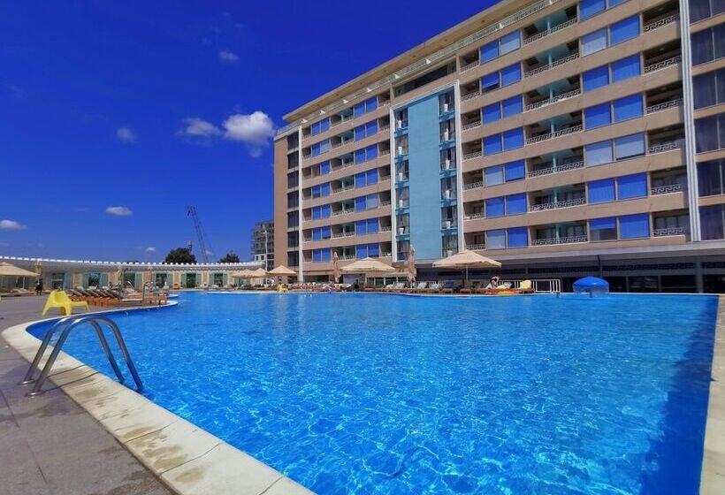 هتل Phoenicia Royal