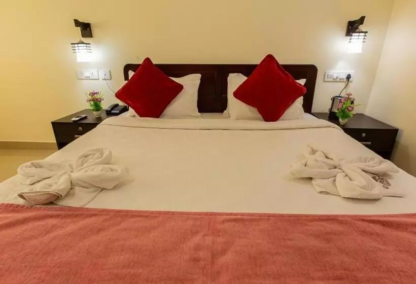 ホテル Woodside Residency