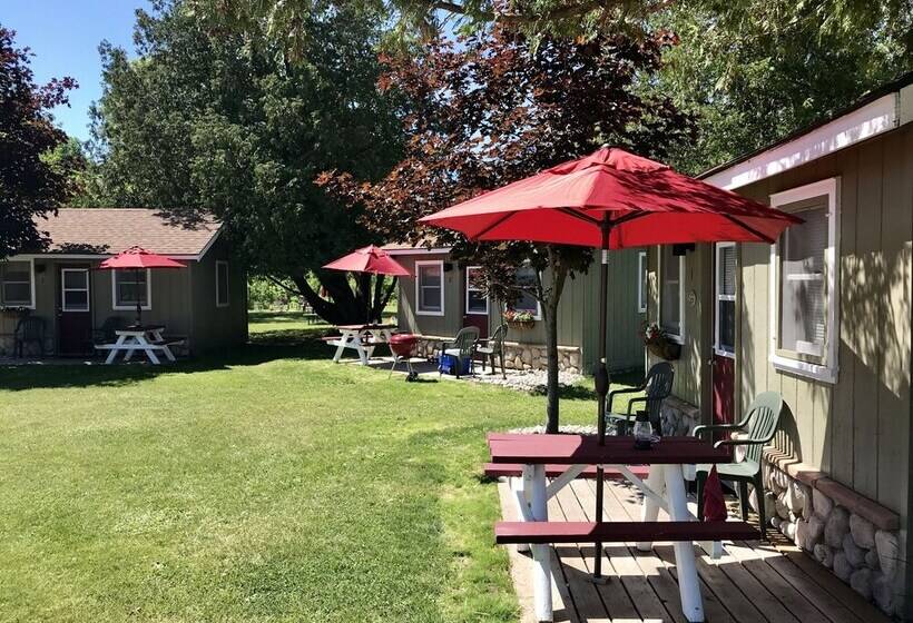 فندق على الطريق Cedar Ridge Cabins