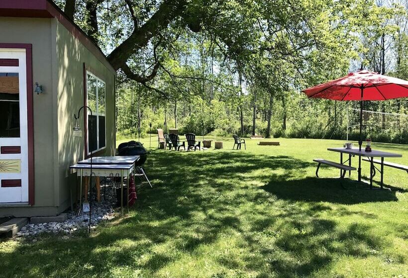 فندق على الطريق Cedar Ridge Cabins