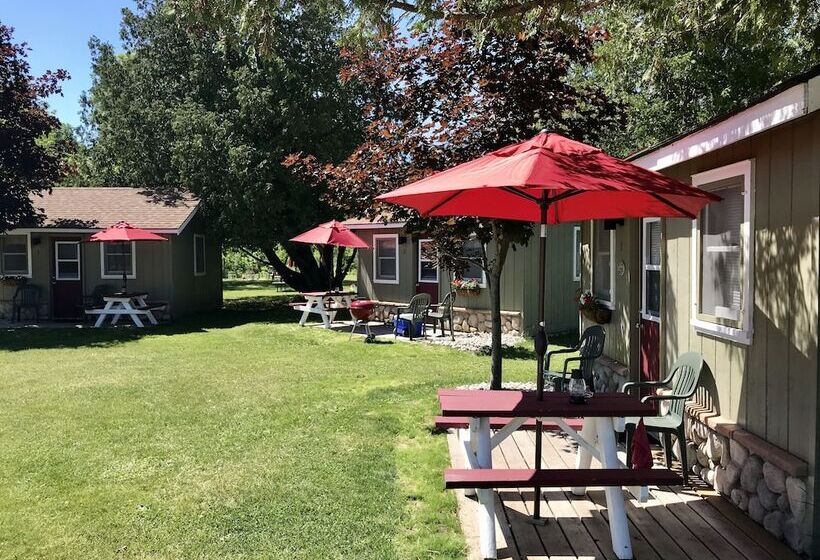 فندق على الطريق Cedar Ridge Cabins