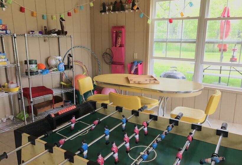 فندق على الطريق Cedar Ridge Cabins