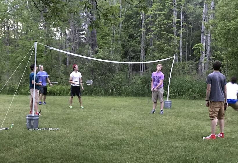 فندق على الطريق Cedar Ridge Cabins