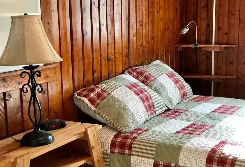 Motelli Cedar Ridge Cabins