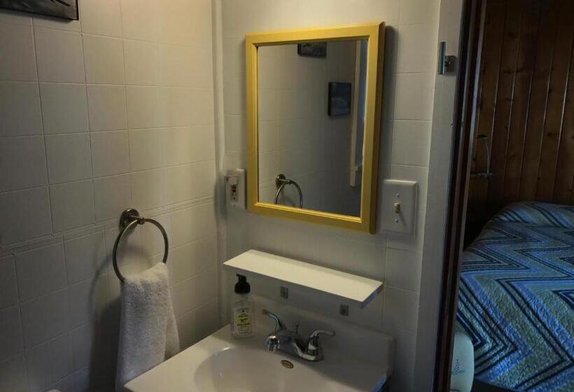 فندق على الطريق Cedar Ridge Cabins