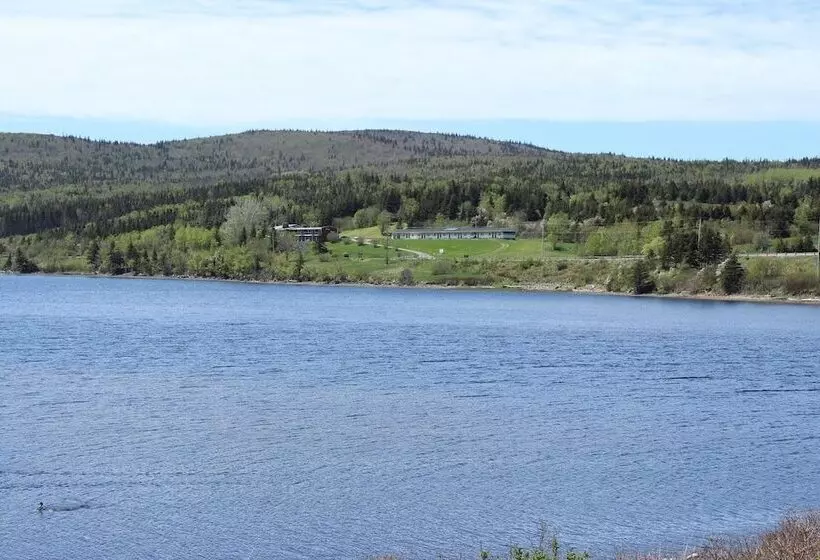 モーテル Duck Cove Inn