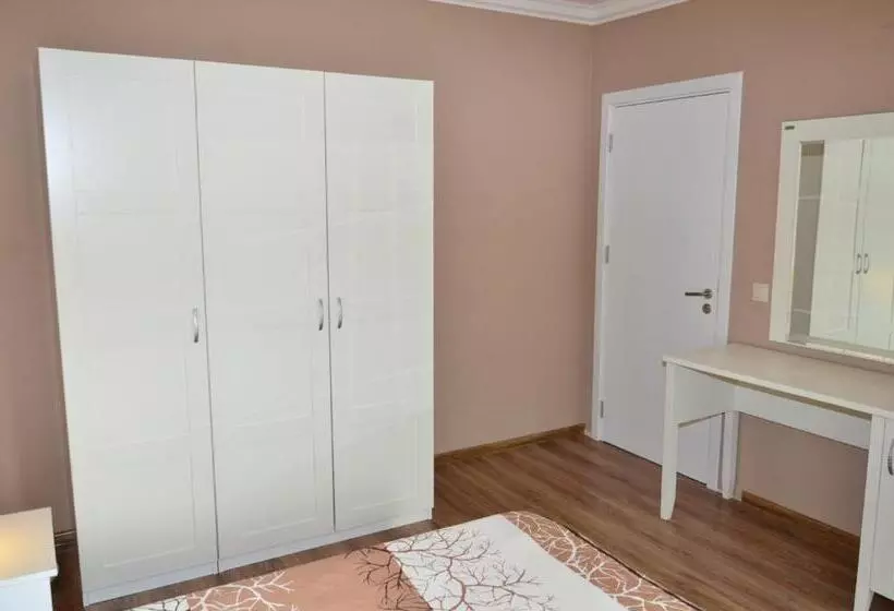 Majatalo Guesthouse Green Fields