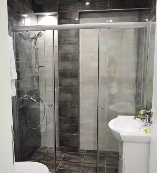 Majatalo Guesthouse Green Fields