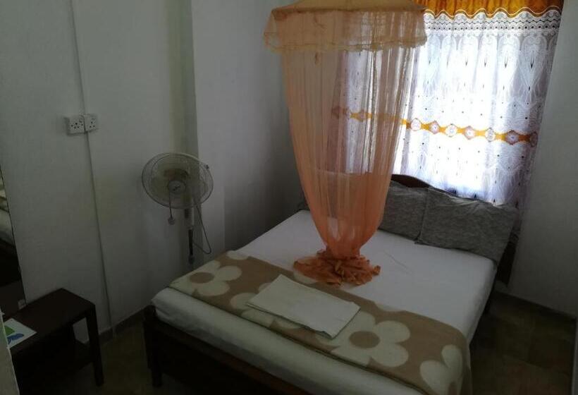 Pension Paradise Entrance