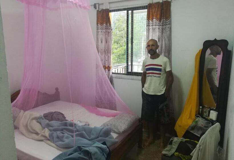 Pension Paradise Entrance