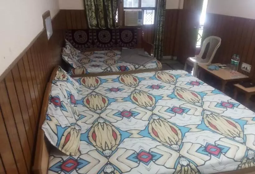 ペンション Rajpal Guest House