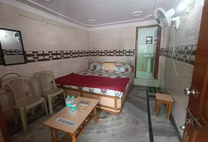 ペンション Rajpal Guest House