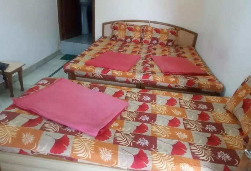 ペンション Rajpal Guest House