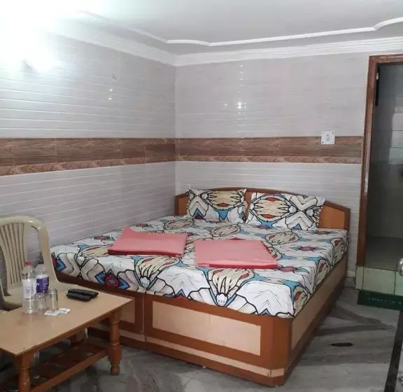 ペンション Rajpal Guest House