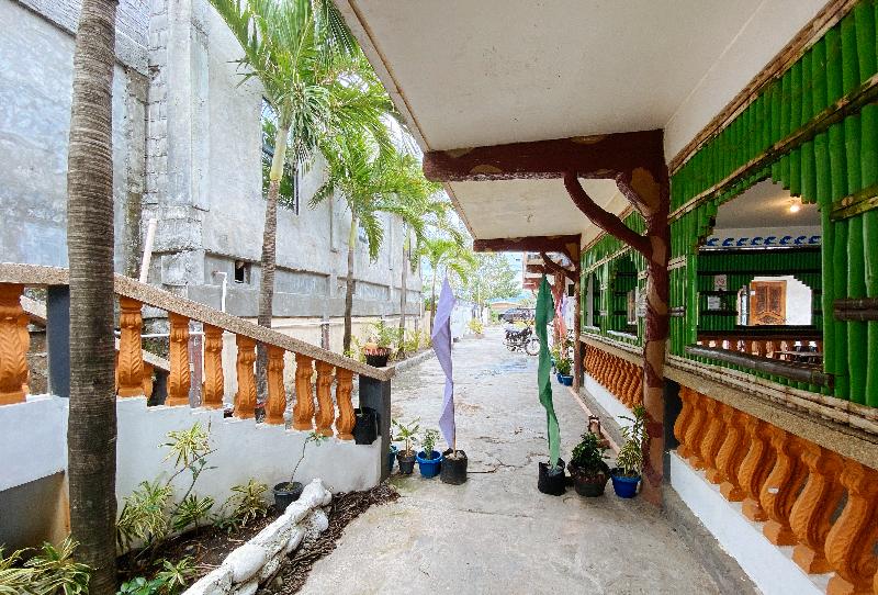 Reddoorz @ White Castle Beach Resort Iba Zambales