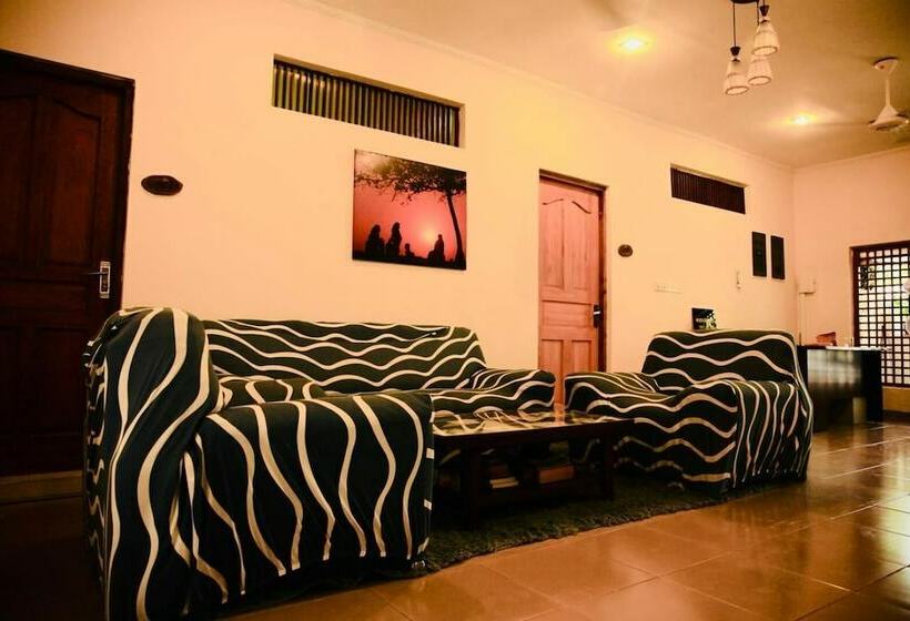 Pension Midsummer Thulusdhoo