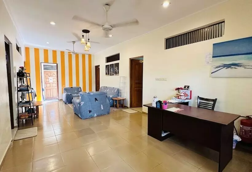 پانسیون Midsummer Thulusdhoo