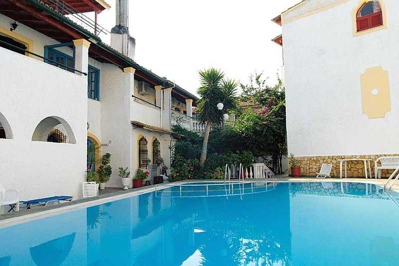 Bella Grecia Aparthotel