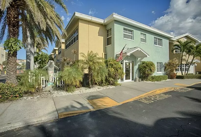 Отель Barefoot Beach Resort