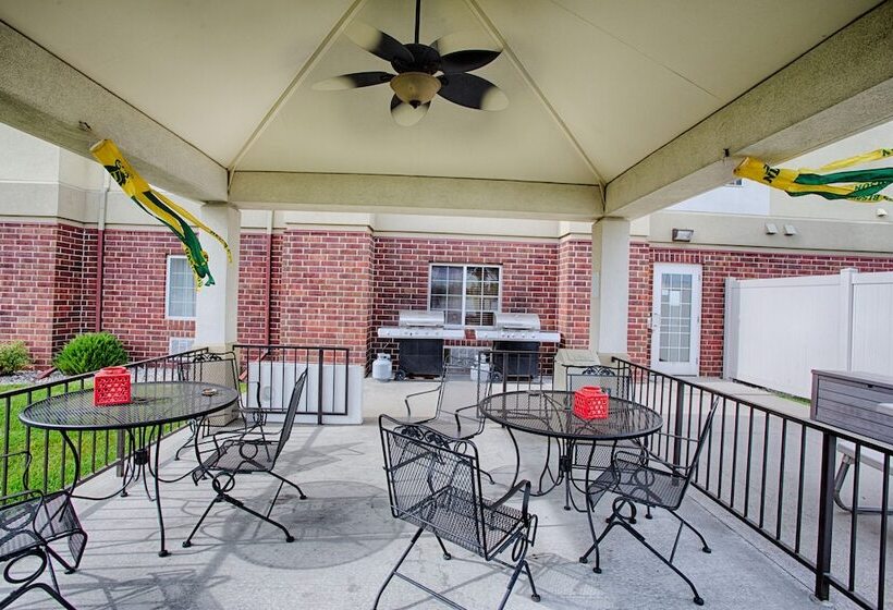 هتل Candlewood Suites Fargo North Dakota State University, An Ihg