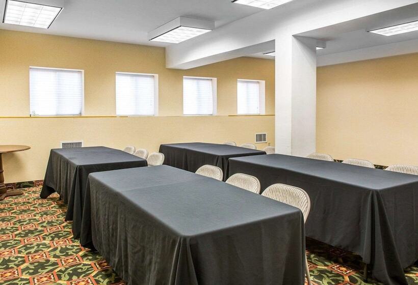 בית מלון כפרי Comfort Inn East Windsor  Springfield