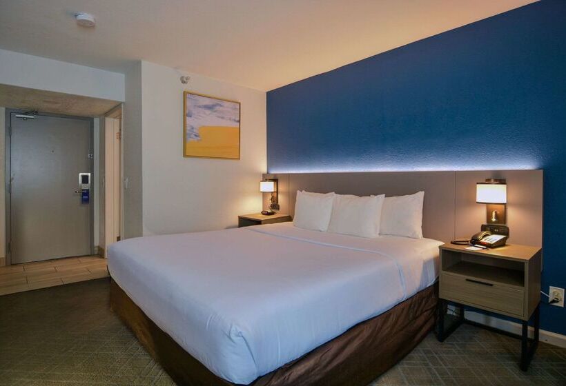 호텔 Comfort Inn & Suites Moreno Valley Near March Air Reserve Base