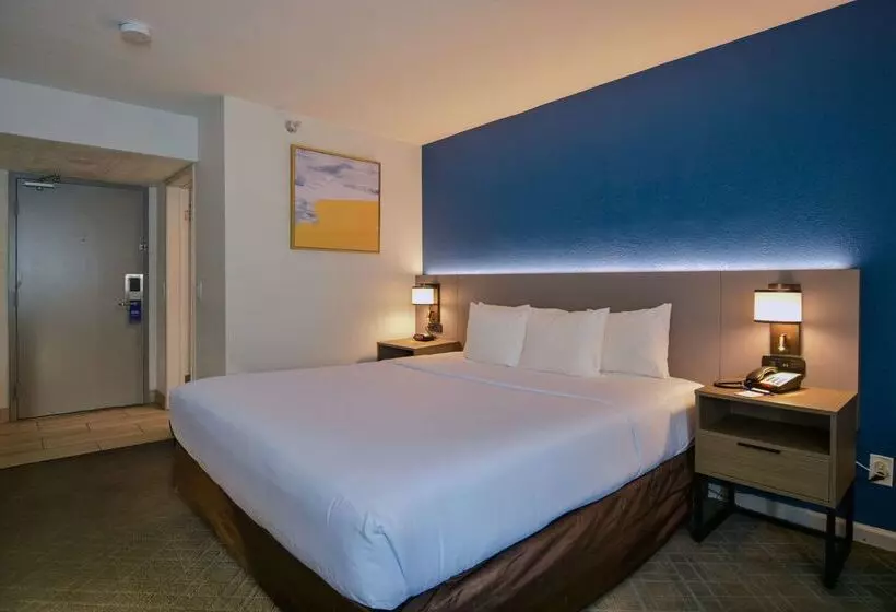 Hotel Comfort Inn & Suites Moreno Valley Near March Air Reserve Base