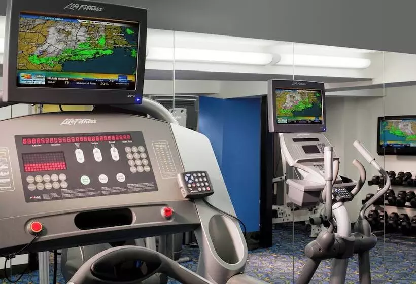 호텔 Courtyard Miami Beach South Beach