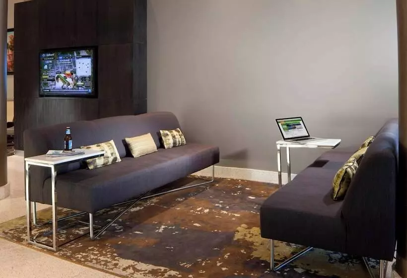 호텔 Courtyard Miami Beach South Beach