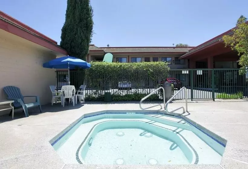 ホテル Days Inn By Wyndham Gilroy