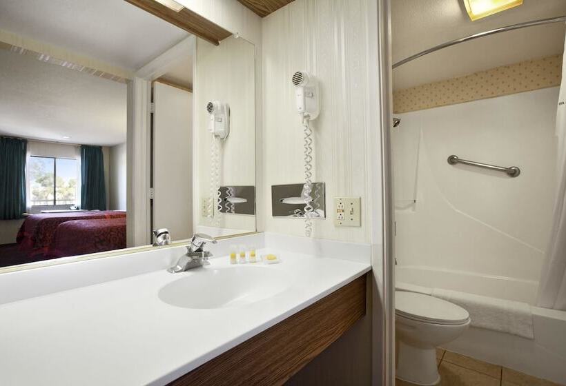 فندق Days Inn By Wyndham Gilroy