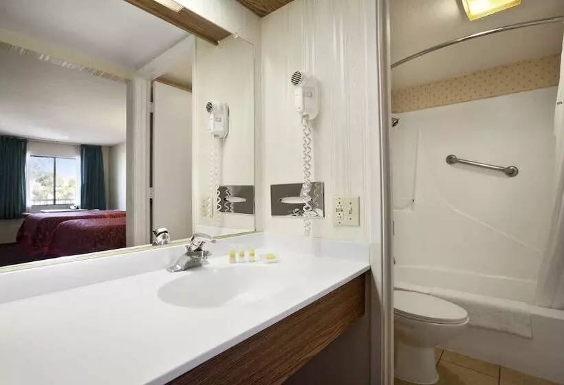 ホテル Days Inn By Wyndham Gilroy