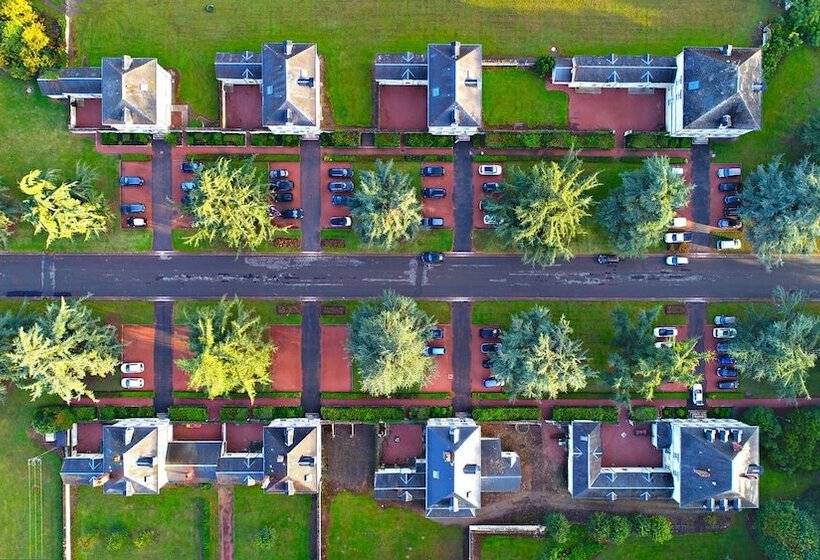 فندق Domaine De Roiffe