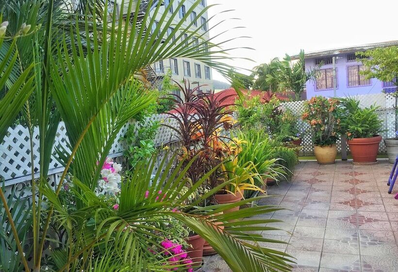 هتل Forty Winks Inn