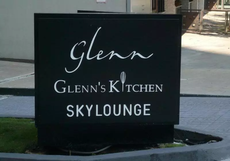 Glenn Hotel, Autograph Collection