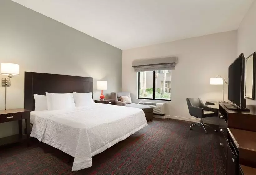 ホテル Hampton Inn & Suites Phoenix Glendale Westgate