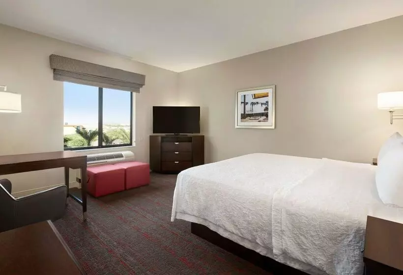 ホテル Hampton Inn & Suites Phoenix Glendale Westgate