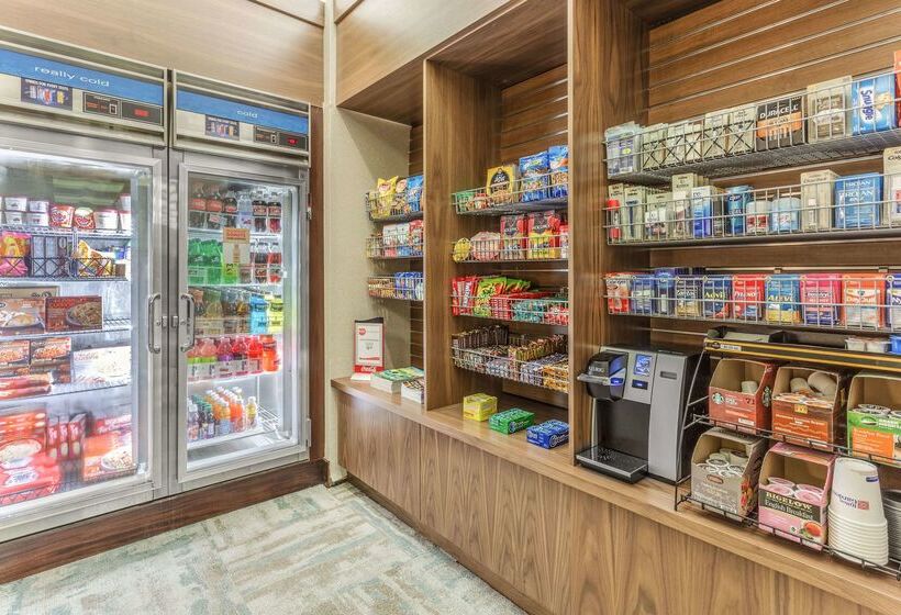 فندق Hilton Garden Inn Indianapolis Downtown