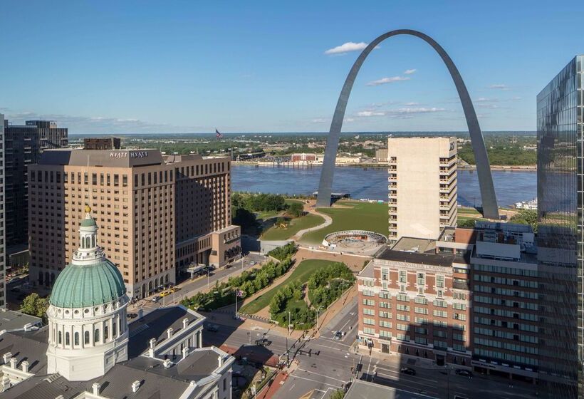 호텔 Hyatt Regency Saint Louis At The Arch