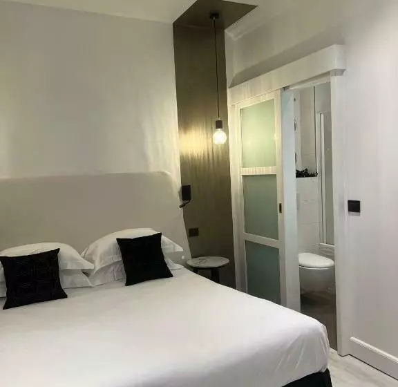 Otel Massena