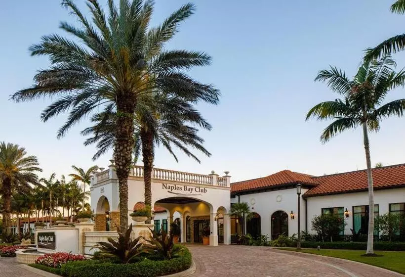 هتل Naples Bay Resort And Marina