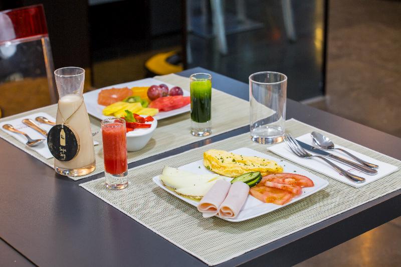 هتل Petit Palace Plaza Mayor