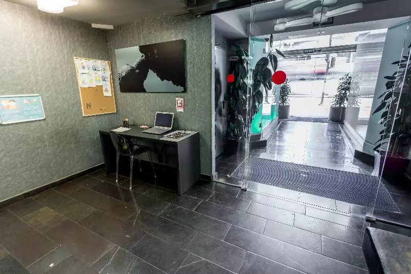 هتل Petit Palace Plaza Mayor