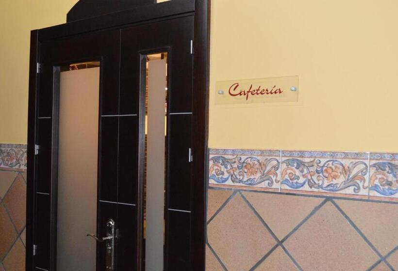 هتل Plaza De Toros