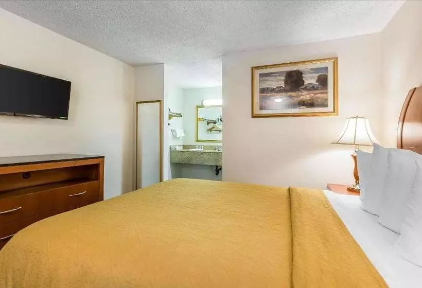 酒店 Quality Inn & Suites Bakersfield