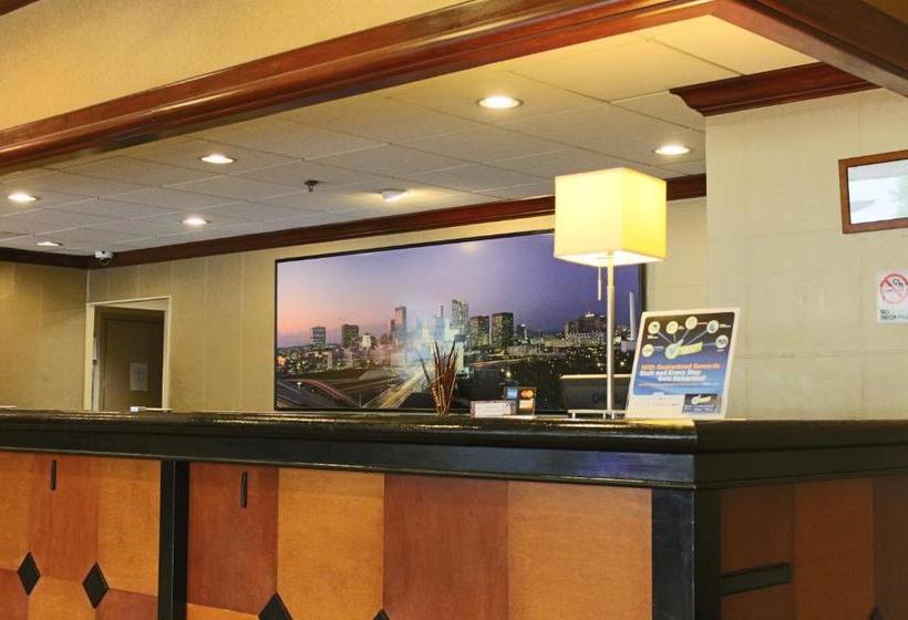 فندق Ramada Plaza By Wyndham Atlanta Downtown Capitol Park