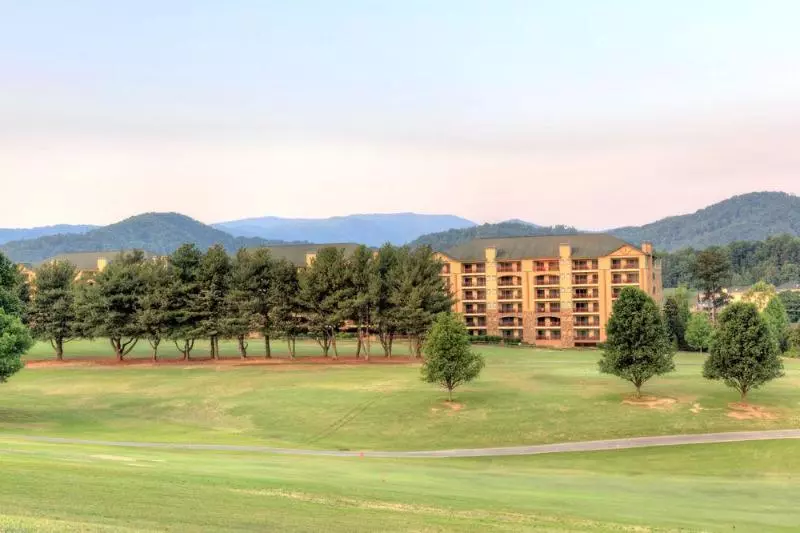 Hotel Riverstone Condo Resort & Spa